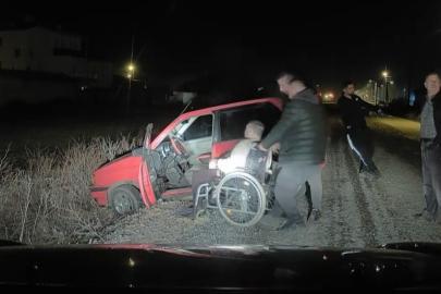 Araç şarampolde, engelli sürücü de araçta mahsur kaldı