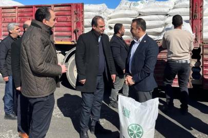 Arıcılara arı besleme şekeri dağıtıldı