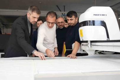 Arnavutköy’de Radyocular atölyede üretimin kalbine kulak verdi