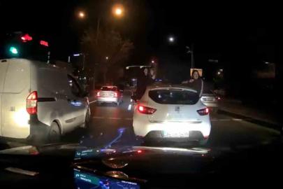Ataşehir’de konvoy yapıp trafiği tehlikeye atan 3 şüpheli adliyeye sevk edildi