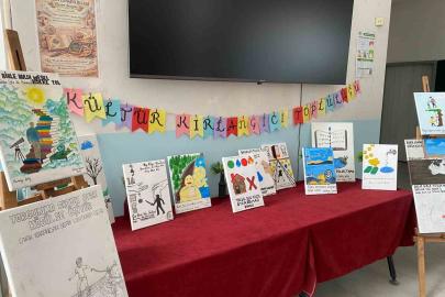 Atasözleri ve deyimler hayal gücüyle tuvale yansıtıldı