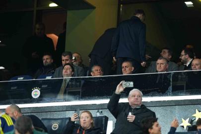 Bakan Bak, Fenerbahçe-Nottingham Forest maçını takip etti