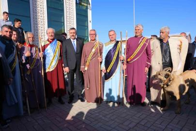 Bakan Çiftçi, Kahramanmaraş’ta esnafla bir araya geldi