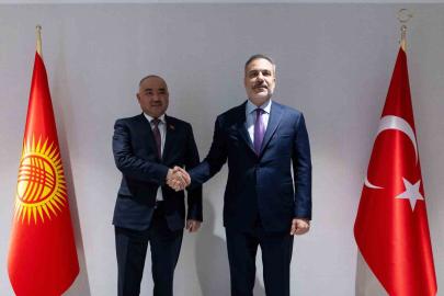 Bakan Fidan, Kırgızistan Yüksek Meclisi Başkanı Uulu ile görüştü