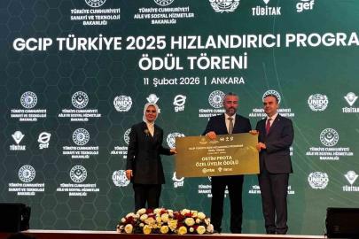 Bakan Göktaş: "Oyunları kapatmak, toptan yasaklamak gibi bir gündemimiz yok"