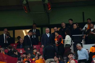 Bakan Osman Aşkın Bak, Galatasaray - Juventus maçını izledi