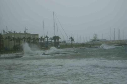 Balıkçılara "fırtına" uyarısı