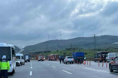 Balıkesir’de F-16 uçağının düştüğü bölgede çalışmalar sabahın ilk ışıklarıyla devam ediyor