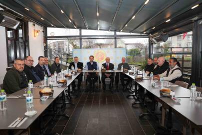 Başkan Özlü gazetecilerle bir araya geldi