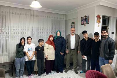 Başkan Sandıkçı’dan ’çat kapı’ iftar