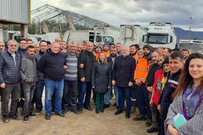 Başkan Tekin’den Biosun işçilerine ekstra zam