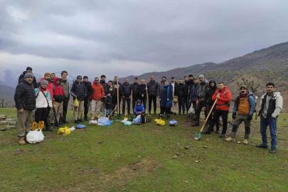 Batman’da 3 bin meşe palamudu toprakla buluşturuldu
