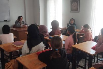 Bayburt’ta ilkokul öğrencilerine ramazan ayının önemi anlatıldı