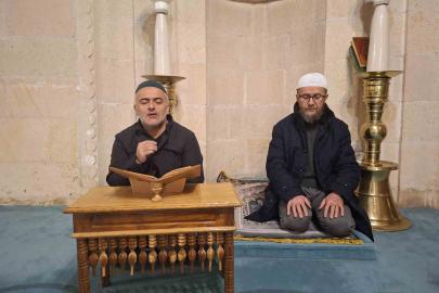 Bayburt’ta şehitler için tarihi camilerde mevlit okundu