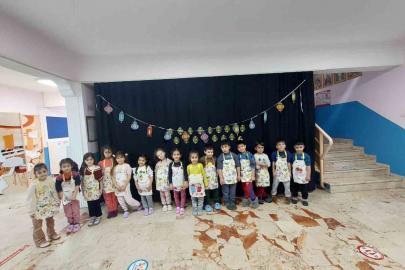 Bayındır’da minik eller ’ramazan pidesi’ yaptı