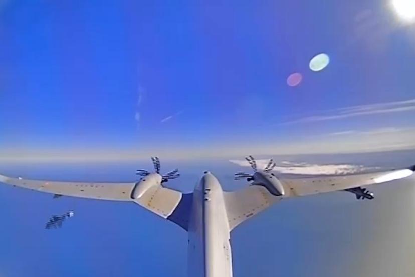 Bayraktar AKINCI’dan bir ilk: EREN mühimmatı ile hava atışında tam isabet