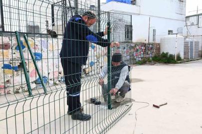 Belediyeden okullara kapsamlı bakım ve onarım çalışmaları