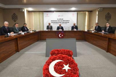 Bilecik Valisi Sözer, düzensiz göçle mücadele toplantısına katıldı