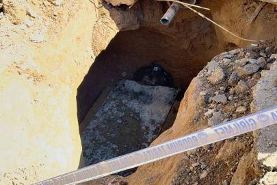 Bodrum’da su isale hattı kazısında lahit bulundu