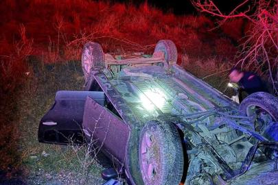 Bucak’ta otomobil takla attı: 2 yaralı