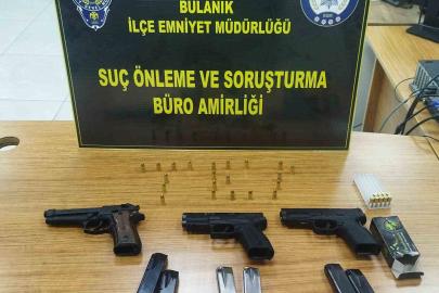 Bulanık’ta huzur uygulaması: Silah ve uyuşturucu madde ele geçirildi