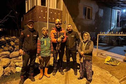 Burdur’da kuyuya düşen oğlak ekipler tarafından kurtarıldı