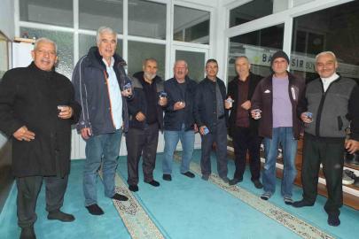 Burhaniye’de camilerde Ramazan bereketi yaşanıyor