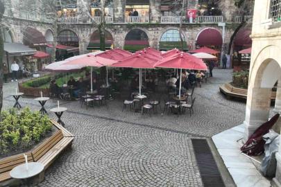 Bursa’da tarihi hanlarda yeni dönem: Avlular boşaltılıyor