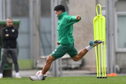 Bursaspor Isparta deplasmanı için yola çıkıyor