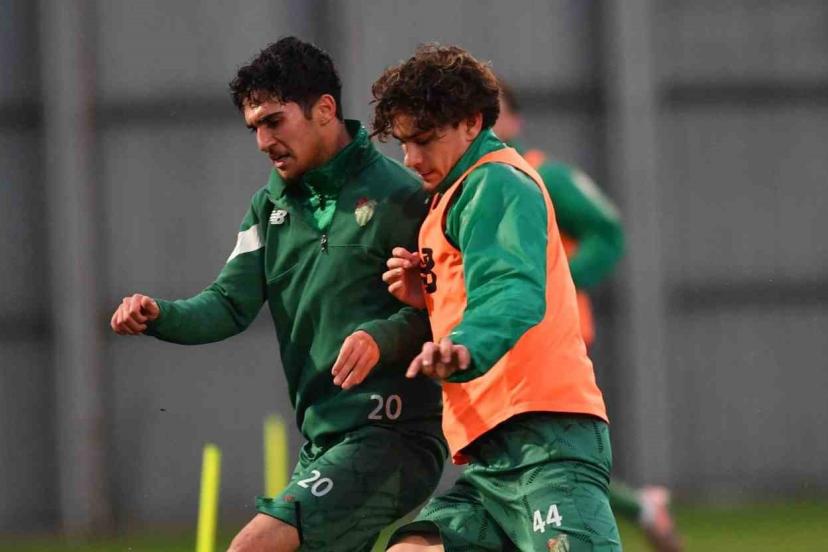 Bursaspor, Kırklarelispor maçı hazırlıklarına başladı