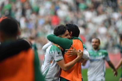 Bursaspor sahasında Kırklarelispor’u farklı geçti