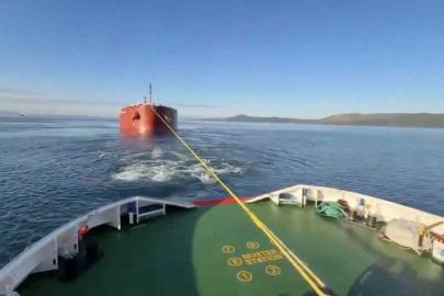 Çanakkale Boğazı’nda dökme yük gemisi makine arızası yaptı