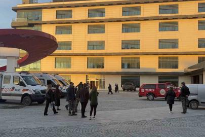 Çanakkale’de hastanede çıkan yangın büyümeden söndürüldü