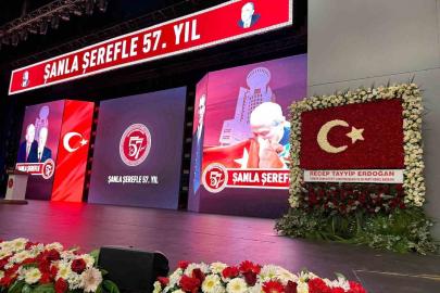 Cumhurbaşkanı Erdoğan’dan Bahçeli’ye 57 gülün yer aldığı tebrik çiçeği