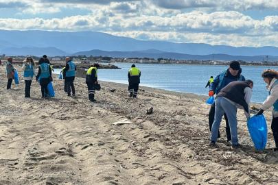 Deniz Çöpleri İzleme Programı (MLW) kapsamında Altınkum’da anlamlı temizlik