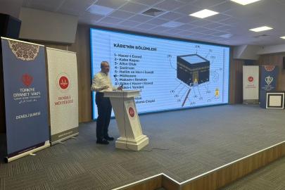 Denizli’de 449 umre yolcusuna eğitim semineri verildi