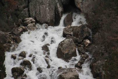 Derebucak’ta kuruyan Düden Şelalesi yeniden akmaya başladı