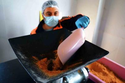 Didim Belediyesi can dostlar için mama üretiminde kapasiteyi artırdı