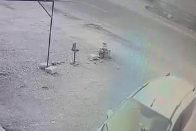 Diyarbakır’da feci kaza: Kamyonete çarptı, hayatını kaybetti