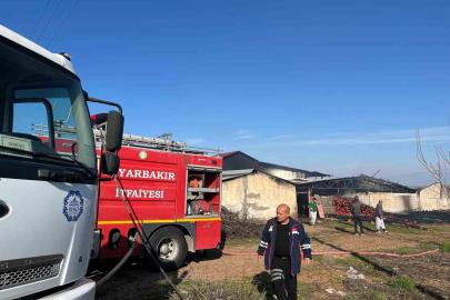 Diyarbakır’da plastik fabrikasında yangın