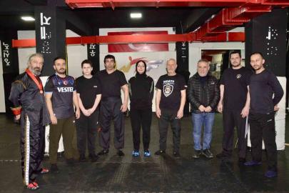 Dünya Yakın Savunma Federasyonu’ndan polislere yakın savunma eğitimi