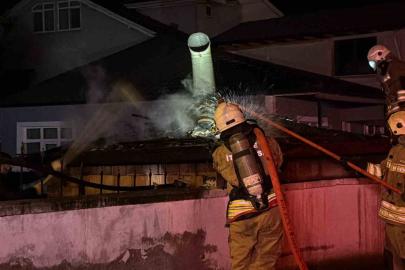 Düzce’de rüzgarın etkisi ile çıkan yangın büyümeden söndürüldü