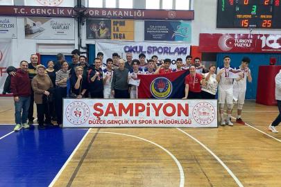 Düzce’de voleybol rüzgarı