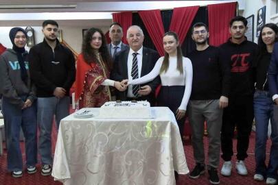 Edirne’de evlilik kredisinden faydalanan çiftler için temsili kına gecesi