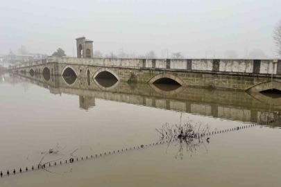 Edirne’de nehir taşkınları sürüyor