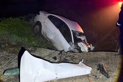 Edirne’de şarampole devrilen otomobildeki 2 kişi hayatını kaybetti