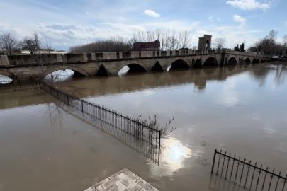 Edirne’de Tunca Nehri taştı