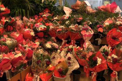 Edirne’deki çiçekçilerde sevgililer günü yoğunluğu