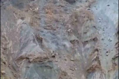 Elazığ’da heyelan anı kamerada