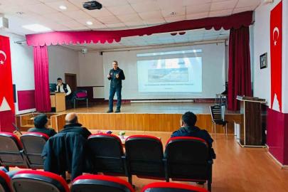 Elazığ’da muhtarlara çığla mücadele ve farkındalık eğitimi verildi
